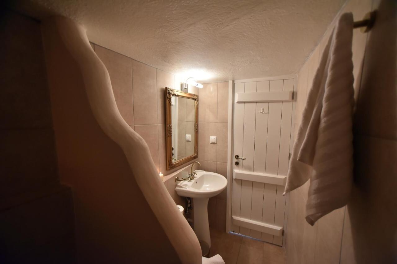 Patriko Nisyrian Guesthouse Mandrákion Exteriör bild