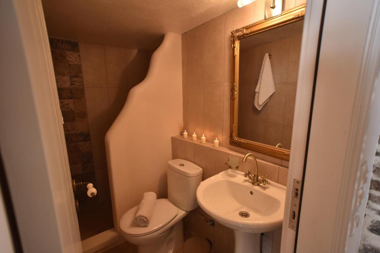 Patriko Nisyrian Guesthouse Mandrákion Exteriör bild